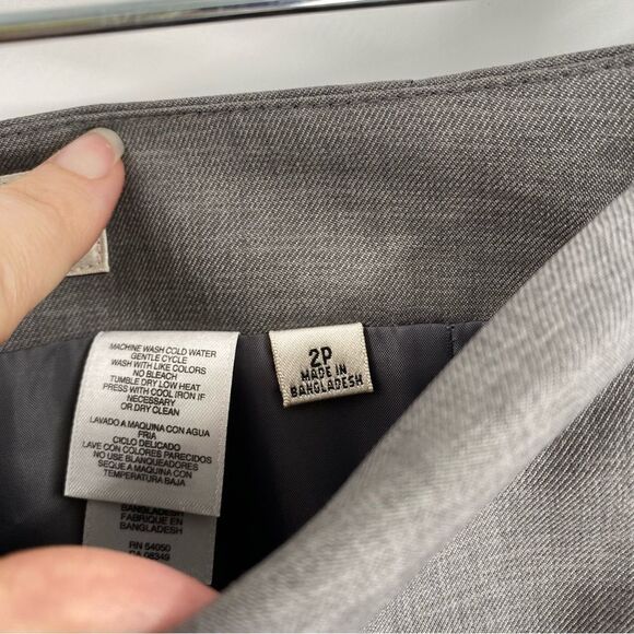 Evan Picone Women’s Gray Straight Pencil Skirt size 2P - Picture 7 of 7